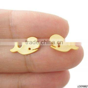 Cute and simple gold small whale stud earrings                        
                                                                                Supplier's Choice