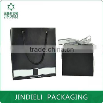 Black square perfume box with bag