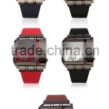 Oulm Designer Watch, Big Quartz Watch, Wrist Watches in Guangzhou photo-6