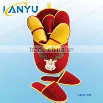 Lanyu-F006 the Most Popular Indoor Slippers Sets With Deer Embroidery,Christmas Guest Slippers