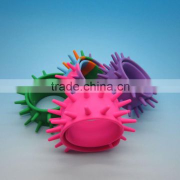 New Similar Hedgehog Spiky shape Silicone Snap Bracelet Band Wristband