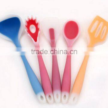 Colorful 5Pcs Silicone kitchen accessories set