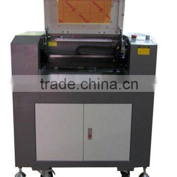 cx-500 maquina de grabado de laser puede colocar en el suelo
