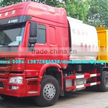 Howo 6x4 Asphalt Gravel Chip Sealer,asphalt Synchronous Chip Sealer 8000L Bitumen and 120000L Stone photo-3