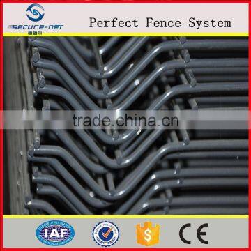 Cheap 50*200 Welded Galvanized Pvc Coated Wire Mesh Fence for Backyard photo-3