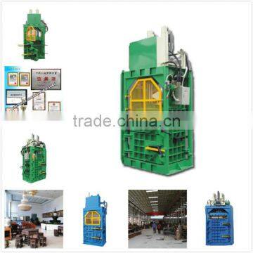 Manually operated aluminum can recycling machine