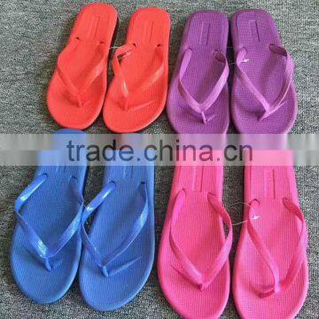 Women's slim flip flops cheap wholesale plain color flat slippers shoe closeouts