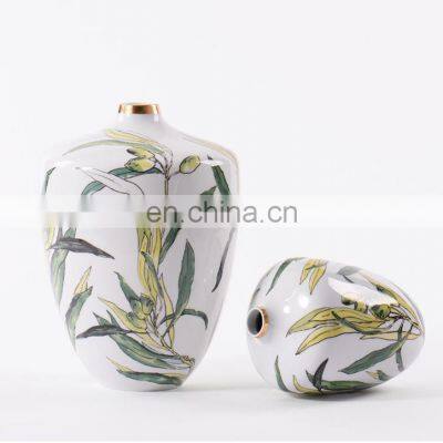 New Chinese Green Leaf White Modern Nordic Decorative Ceramic Vase For Home Decor