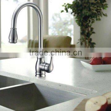 89403 Single handle pull-down kitchen faucet