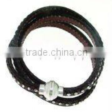 Leather Bracelet br-1726m57