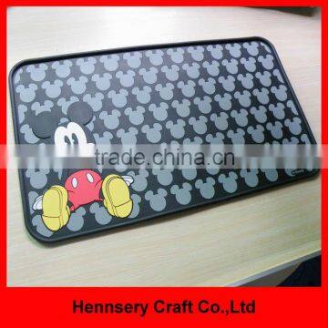 OEM design logo small moq pvc rubber pet food mat