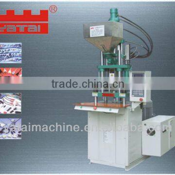 Plastic injection molding machine