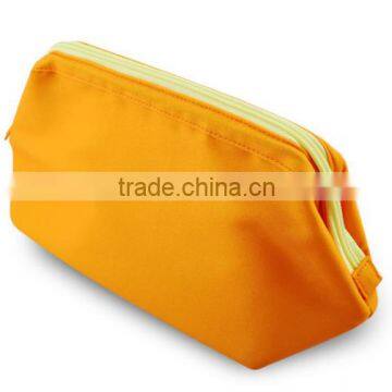 FIsh mouth shape100% polyester cosmetic bag, polyester make up bag                        
                                                Quality Choice