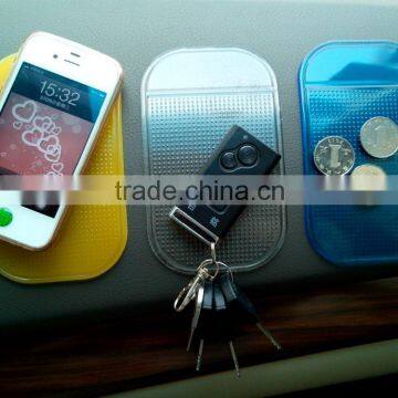 Dashboard Accessories Pad Mat Holder Dashboard for Car photo-3