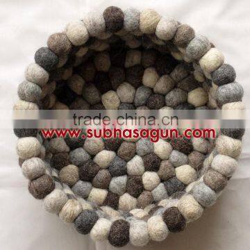 Natural Woolen Felt Ball Baskets