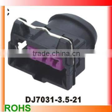 The car engine wiring harness 3 hole waterproof connector socket