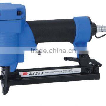 Narrow Crown Stapler J425