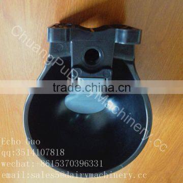 Poly Ethylene Cow Milking Bowl / Automatic Drinking Bowl
