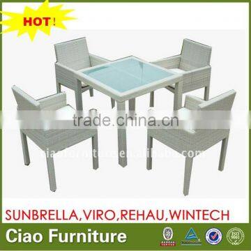 CHINA MANUFACTORY OUTDOOR RATTAN KD TABLE WITH FOUR CHAIRS