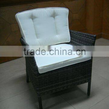 Durable Dining Table And Dining Chairs photo-6