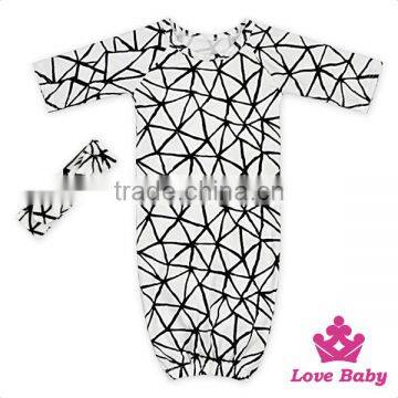 Stylish Little Boys&Girls Clothing Boutique Printing Pattern Baby Outdoor Sleeping Bag With Bow Headband Casual Suit Set photo-2