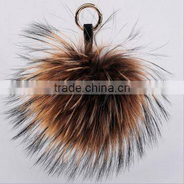 wholesale 15cm original color genuine fur raccoon fur pom for beanie