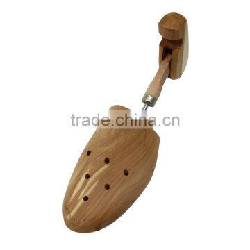 Twistable Wooden Type Aromatic Red Cedar Wood Shoe Tree With Holes in the Front Part photo-4