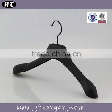 HA7016 Latest Shirts Men Hanger Design Rubber Coated Hanger photo-6