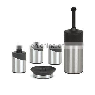 The special stainless steel and plastic complete bathroom accessoris set