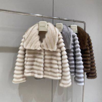 Piel falsa de visón integrada con el temperamento de piel ecológica, chaqueta de piel de talla peque?a