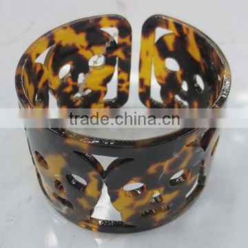 Wide bangle turtoise color resin material cuff bangle new trending jewelry