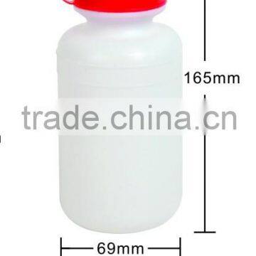 Small custom logo plastic drinking shaker bottle made in China