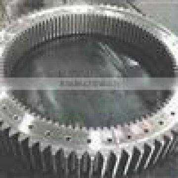 Slewing ring for tower crane