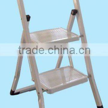 EN131 folding steel ladder