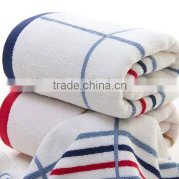 2015 hot sale durable custom design cotton bath towel