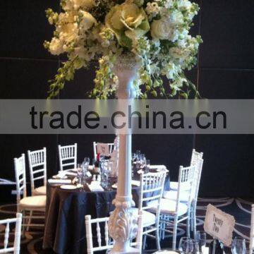 White wedding centerpieces