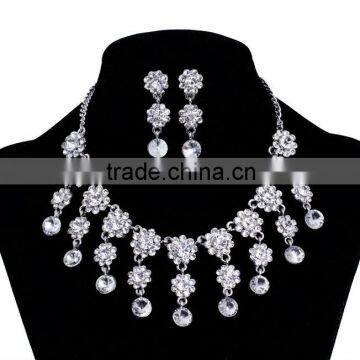 Wholesale silver indian bridal beautiful flower rhinestone crystal necklace jewelry sets