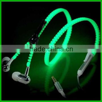 Cheap zipper glow in dark earphone for mobile phone PC