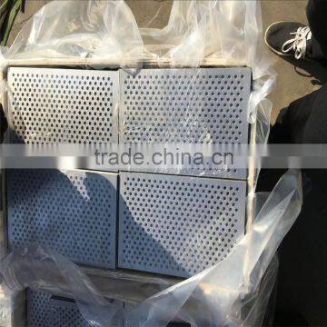 Alibaba customized stainless steel perforated metal mesh