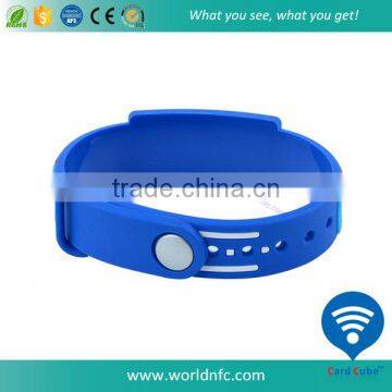 Free Samples 125 KHz EM4100 / EM4200 RFID Soft PVC Wristband photo-3
