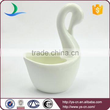 Elegant White Swan Shape Porcelain Kichen Tools Spoon Container photo-3