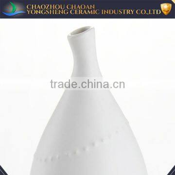 White Wedding Home Decoration Ceramic Narrow Neck Vase photo-2