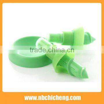 Multifunctional Plastic Lemon Sprayer photo-3
