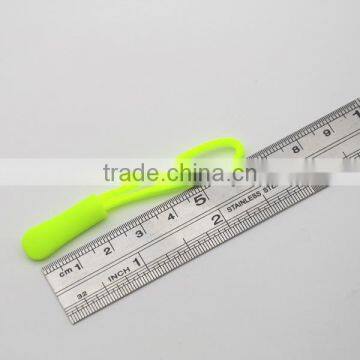 Slip-resistant Fluorescent Zipper Puller Fashion Plastic Puller for Apparel Luggage Bag Sportwear 010 photo-5