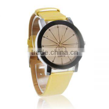 New Fashion Round Yellow Battery Included Leatheroid Adjustable Wrist Watches