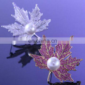 New design fancy elegant jewelry poppy brooch for wedding invitations