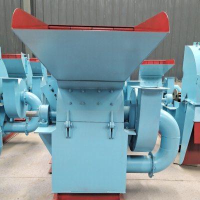 Coconut Husk Powder Making Machine Dry and Green Coconut Crusher Coconut Husk Powder Making Machine for Sale photo-5