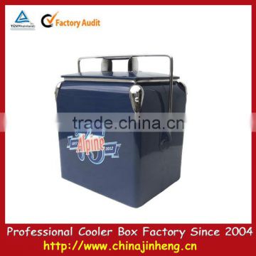 portable 13 L cooler box