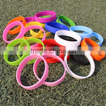 Cheap Goods from China Custom Silicon Wristband