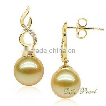 Golden Charming Southsea Pearl Earring